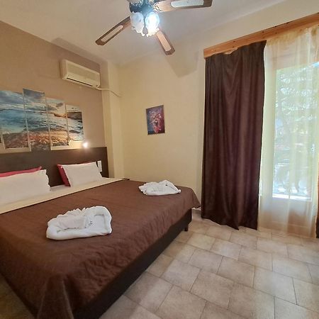 Gorgona Hotel Patitiri  Bagian luar foto