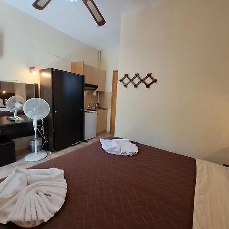 Gorgona Hotel Patitiri  Bagian luar foto