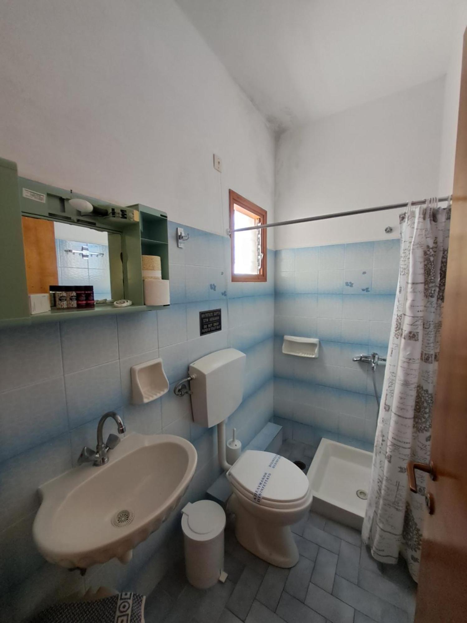 Gorgona Hotel Patitiri  Bagian luar foto