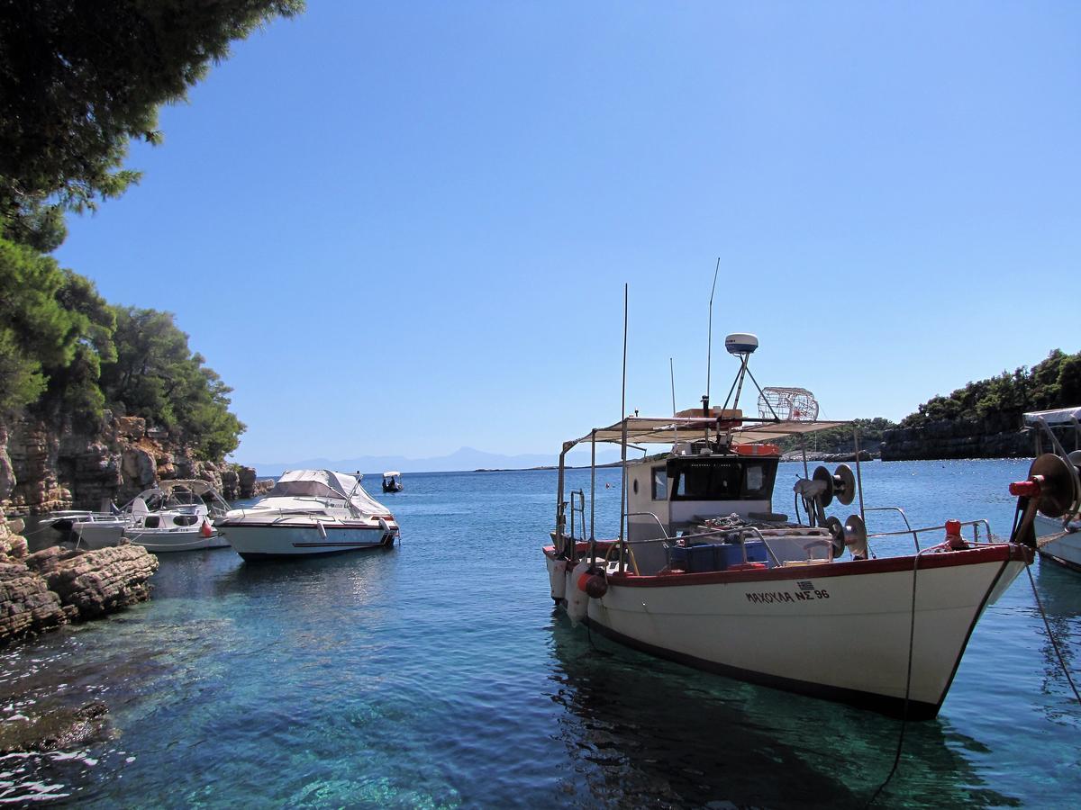 Gorgona Hotel Patitiri  Bagian luar foto