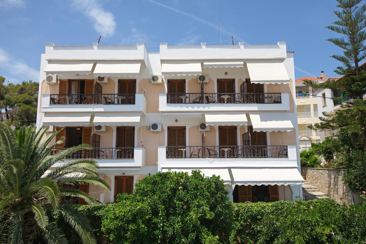 Gorgona Hotel Patitiri  Bagian luar foto